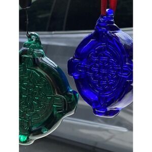 TWO KITRAS Art Glass SUNCATCHERS COBALT Blue  EMERALD‎ GREEN  "Celtic Knot"
